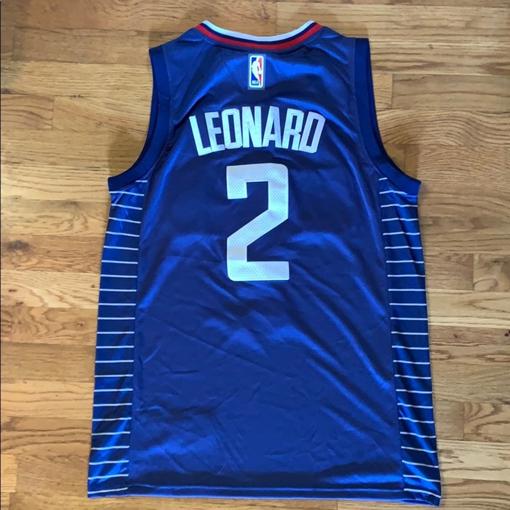 Kawhi Leonard Jersey Size: M